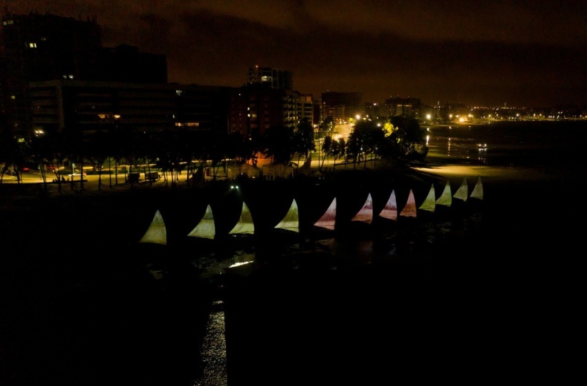 Projeto Velas Telas exibe obras de 16 artistas plásticos na orla de Ponta Verde a partir desta quinta (8)