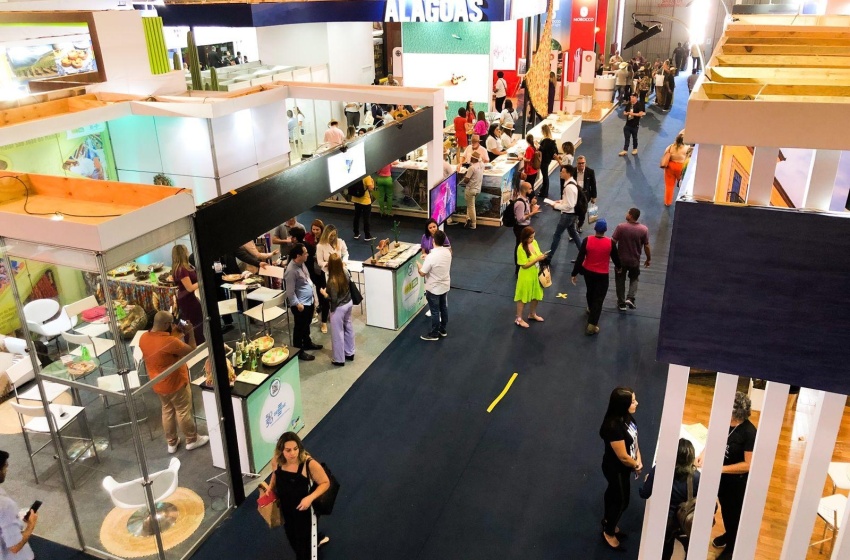 Destino Maceió participa da 49º ABAV EXPO, maior feira de turismo do país