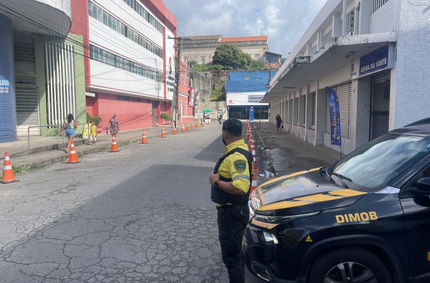 Trânsito sofre alterações nesta quinta-feira (13) no Centro de Maceió