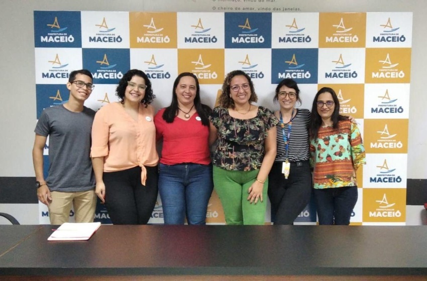Gabinete da Causa Animal realiza reunião para articular apoio psicossocial aos protetores independentes
