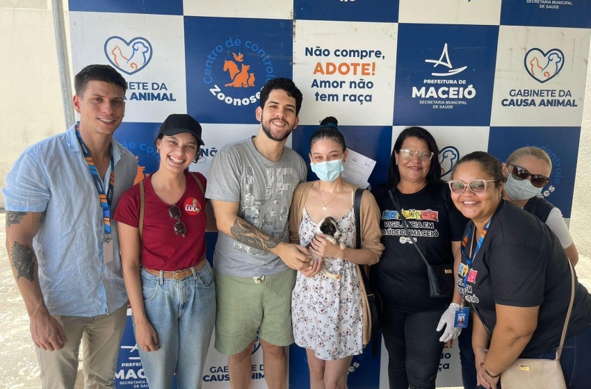 Feira de Adoção realizada no Maceió Shopping assegura seis acolhimentos responsáveis