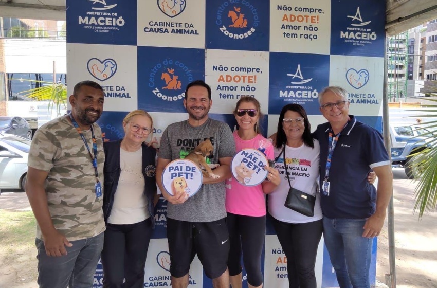 Feira de Adoção da Prefeitura de Maceió assegura lares para 10 animais