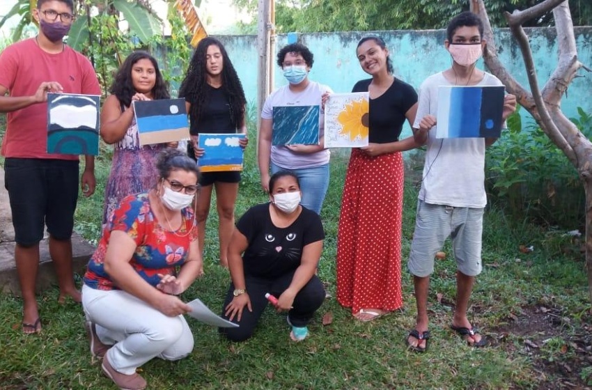 Capsi proporciona bem-estar emocional de adolescentes com oficinas de arte
