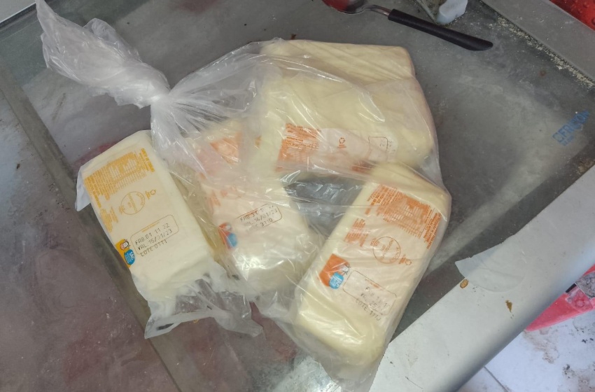Vigilância Sanitária apreende 100 kg de alimentos impróprios para consumo