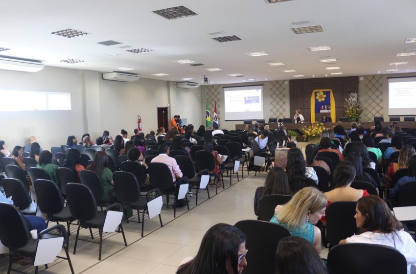 Educação participa de encontro sobre enfrentamento à violência sexual de crianças e adolescentes