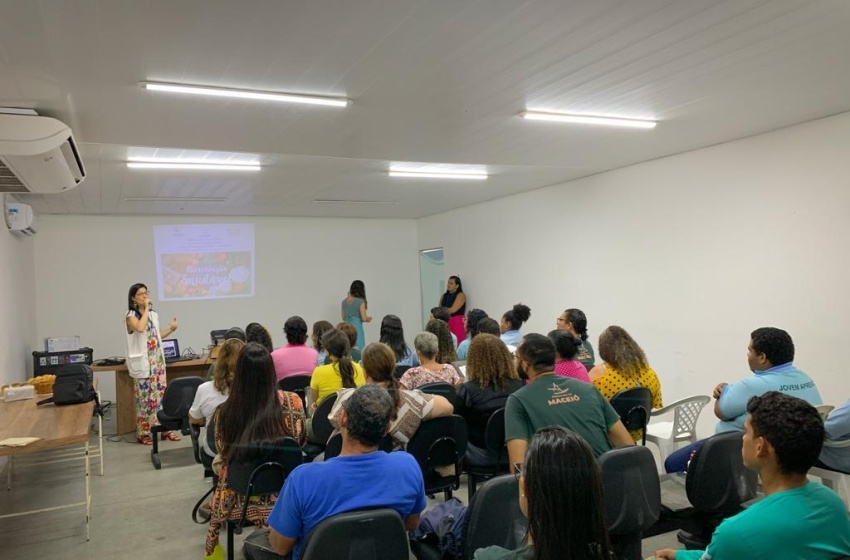 Educadores ambientais recebem capacitação sobre saúde do trabalho