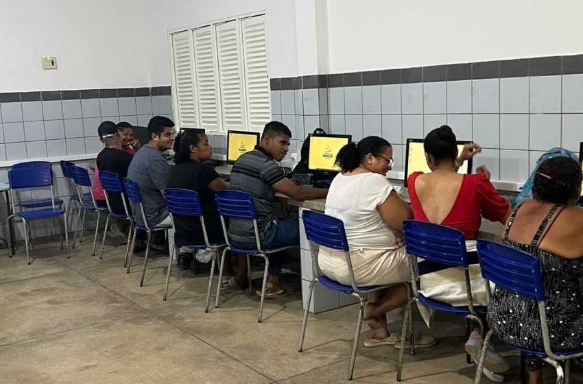 Projeto promove inclusão digital para estudantes da Educação de Jovens, Adultos e Idosos