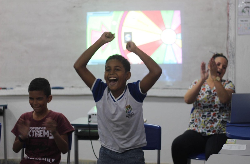 Projeto Soletrar auxilia estudantes no processo de alfabetização