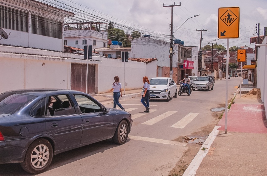 Brota na Grota já implantou mais de 250 placas de sinalização nas comunidades