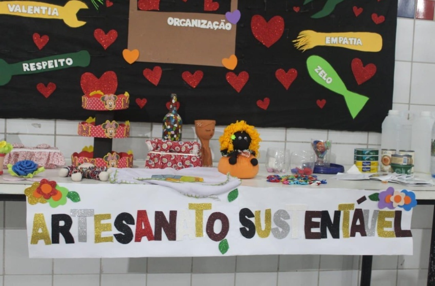 Oficinas de artesanato sustentável incentivam empreendedorismo feminino