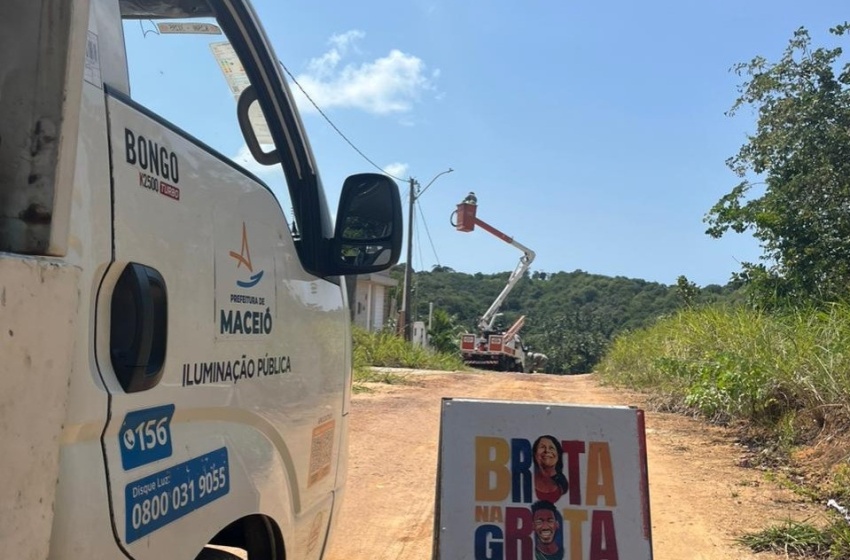Brota na Grota: Ilumina inicia instalação de 260 luminárias em LED na Grota do Facão, em Ipioca