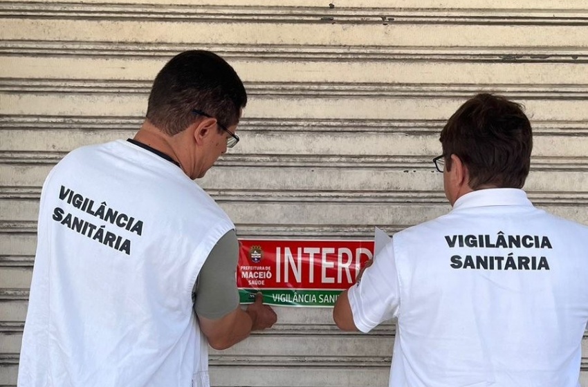 Vigilância Municipal interdita farmácia por descumprir normas sanitárias