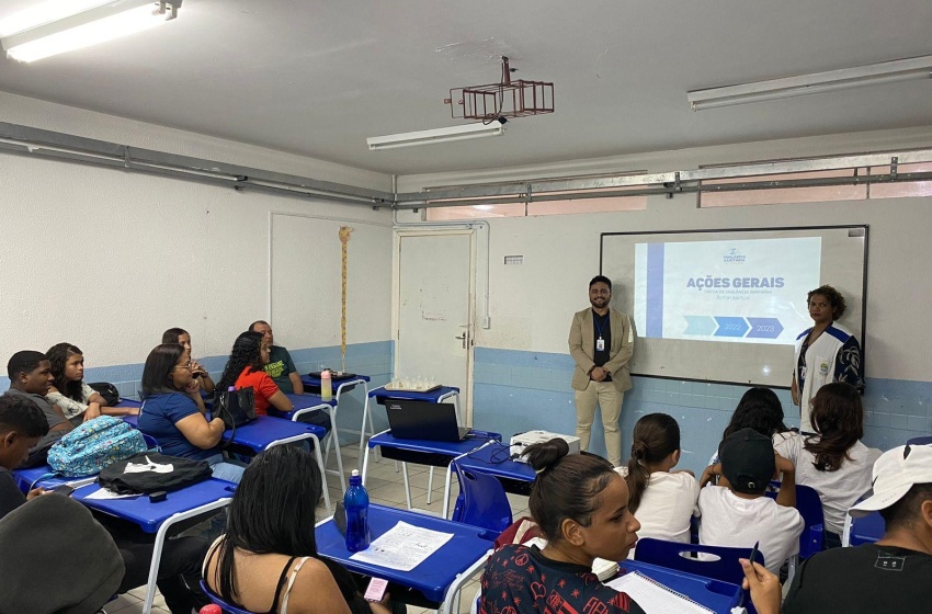 Vigilância Sanitária promove capacitação sobre boas práticas em escola municipal