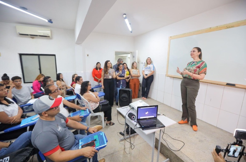 Semed inicia curso inédito de Espanhol para profissionais do turismo de Maceió