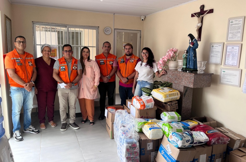 Mais de três toneladas de alimentos são entregues pela Defesa Civil de Maceió à população