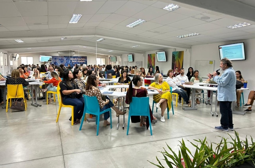 Saúde promove capacitação sobre inovação tecnológica e clínica ampliada de saúde bucal