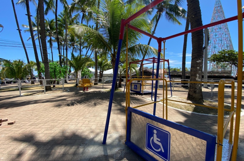 No Natal de Todos Nós, Praça Gogó da Ema recebe brinquedos para o público PCD