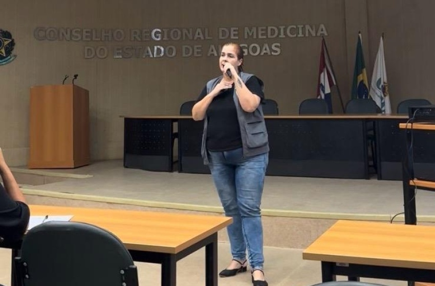 Saúde capacita médicos e acadêmicos de medicina sobre manejo da meningite