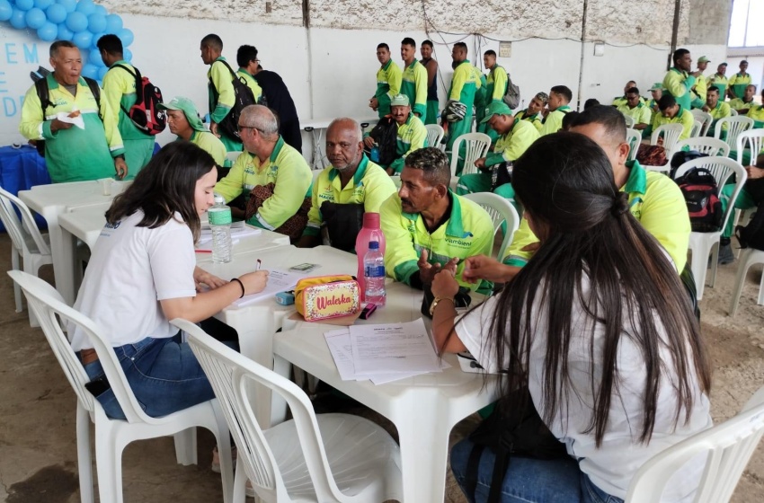 Saúde do Homem promove ação preventiva com garis do município