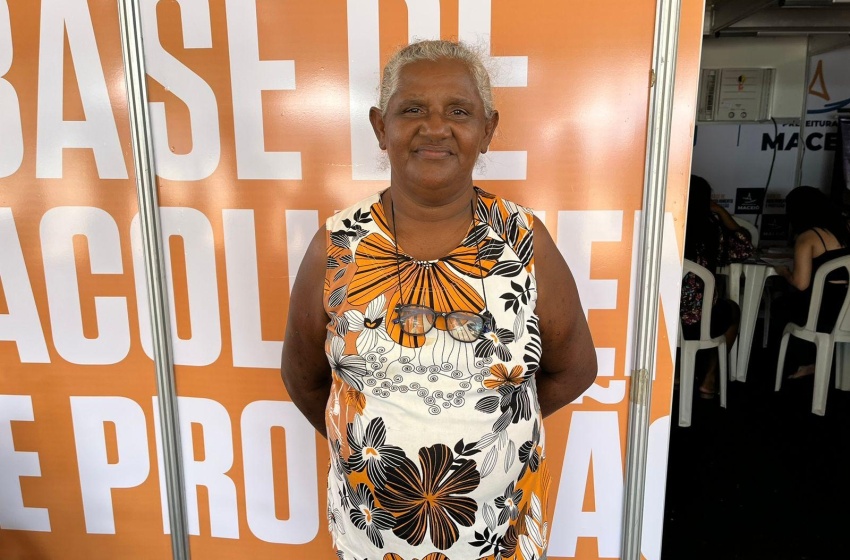Secretaria da Mulher atende moradoras na Base de Proteção e Acolhimento no Bom Parto