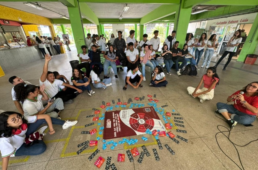 Saúde debate educação sexual e prevenção combinada com alunos do IFAL