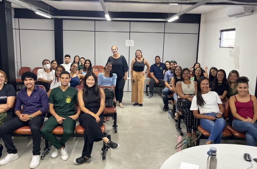 Diretoria de Vigilância em Saúde recebe acadêmicos de enfermagem para visita técnica
