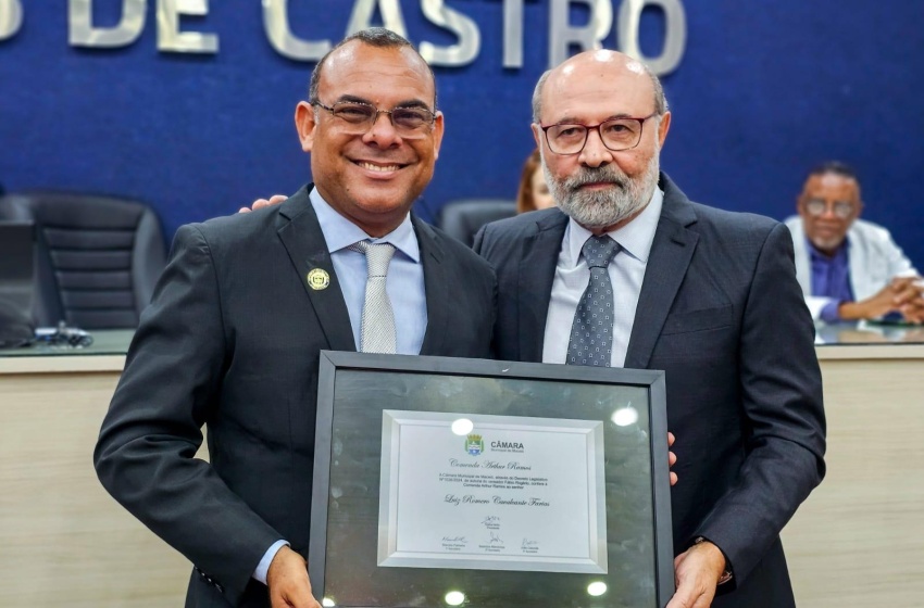 Secretário de Saúde de Maceió recebe Comenda na Câmara de Vereadores