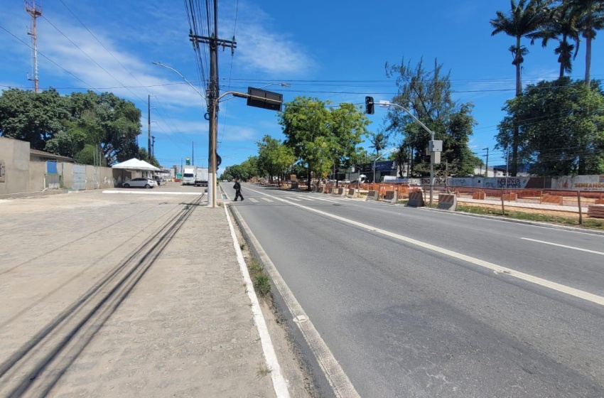 Transporte turístico passa a ter permissão para usar a faixa exclusiva