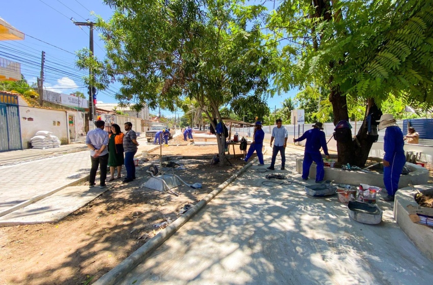Obra de reconstrução da Praça Boa Vista, em Ipioca, tem 75% dos trabalhos concluídos