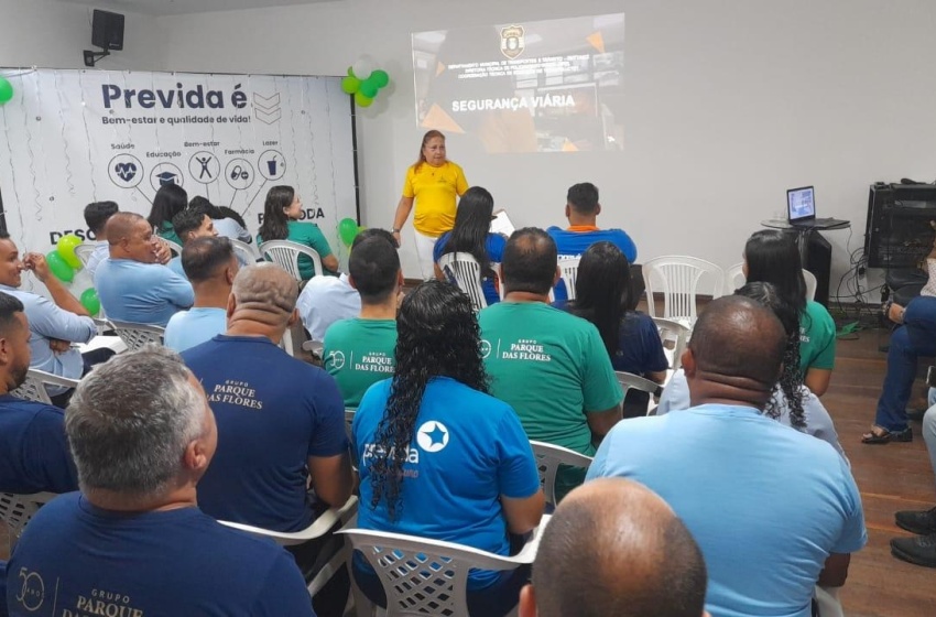 Educadores do DMTT ministram palestras sobre segurança viária