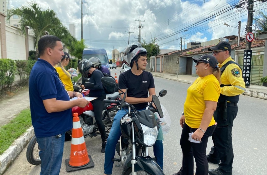 DMTT realiza Pit Stop educativo para motociclistas