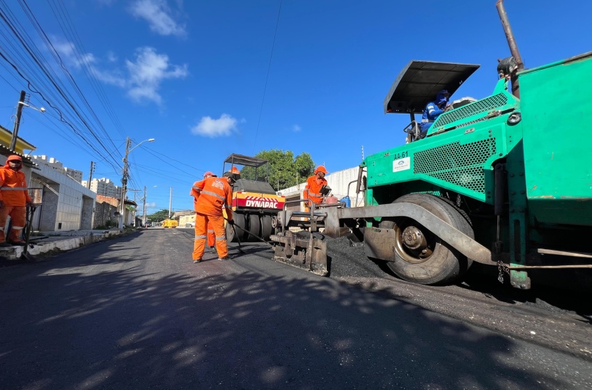 Rua no Antares é contemplada com obras de pavimentação