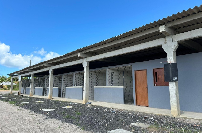 Nova central de comercialização de alimentos está em fase final de construção