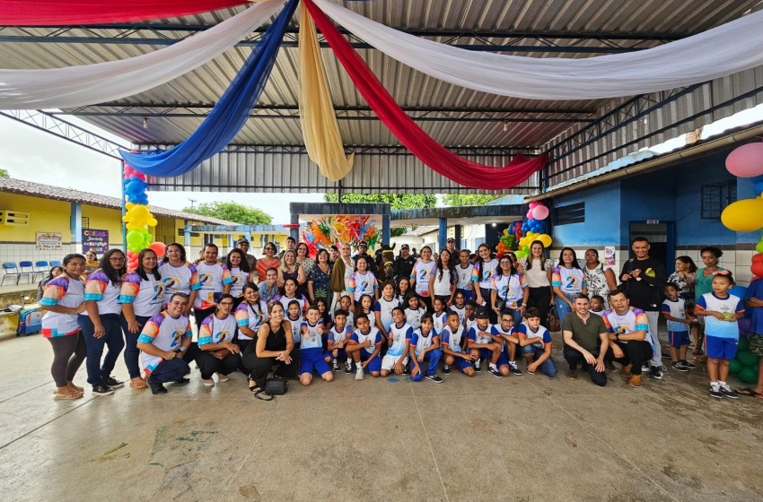 Escola Municipal Denisson Menezes celebra 20 anos