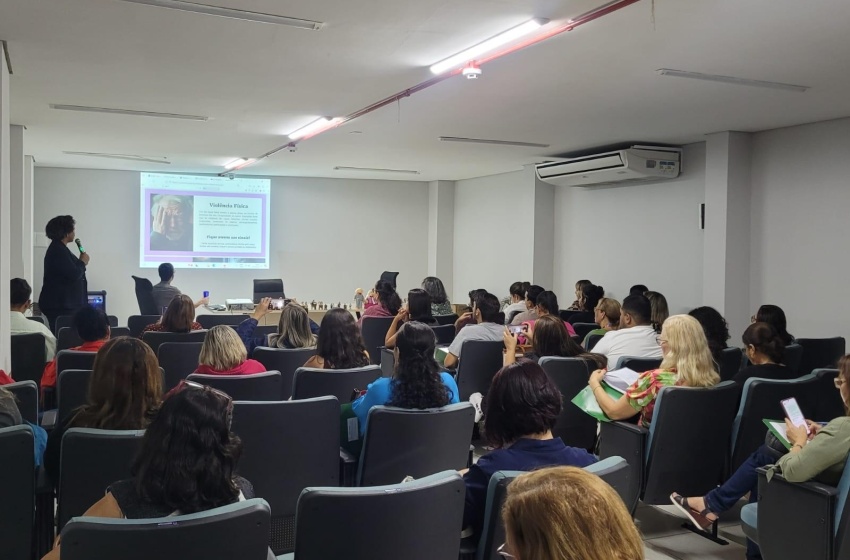 Junho Violeta: Saúde realiza mesa redonda sobre violência contra a pessoa idosa
