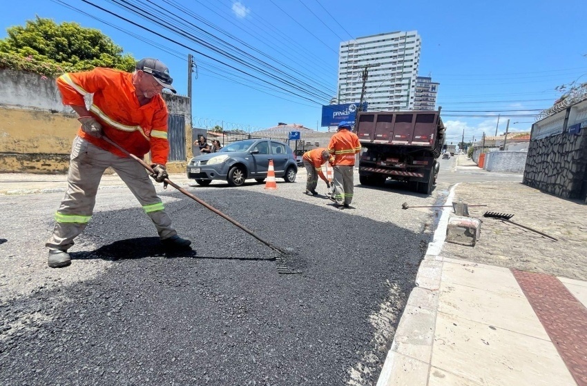 Operação Tapa-Buraco alcança cerca de 37 bairros por mês e reforça manutenção viária em Maceió