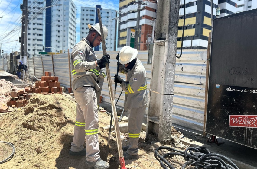 Prefeitura inicia obras de iluminação na Praça do Conjunto Santo Eduardo