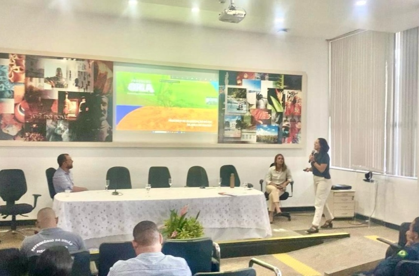 Iplan apresenta processo participativo de gestão da orla em oficina de capacitação
