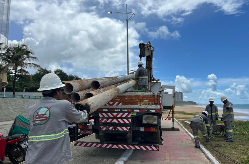 Prefeitura instala novos projetores na orla de Jacarecica