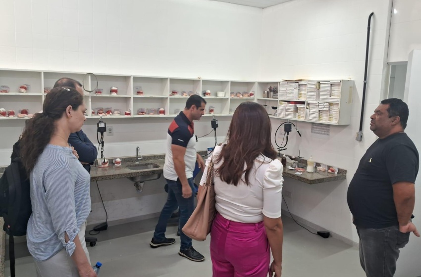 Comitiva ministerial visita serviço de Saúde Bucal de Maceió no Pam Salgadinho