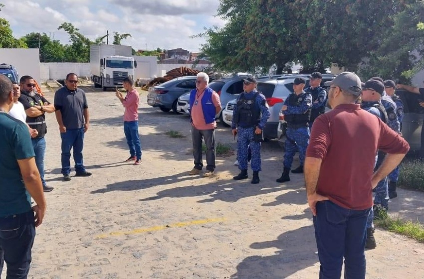 Ilumina auxilia operação que prende responsável por receptação de cabos da rede de iluminação pública