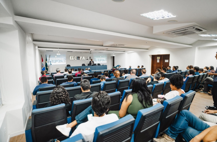 Diretores da Ilumina discutem avanços e desafios da iluminação pública durante evento em Maceió