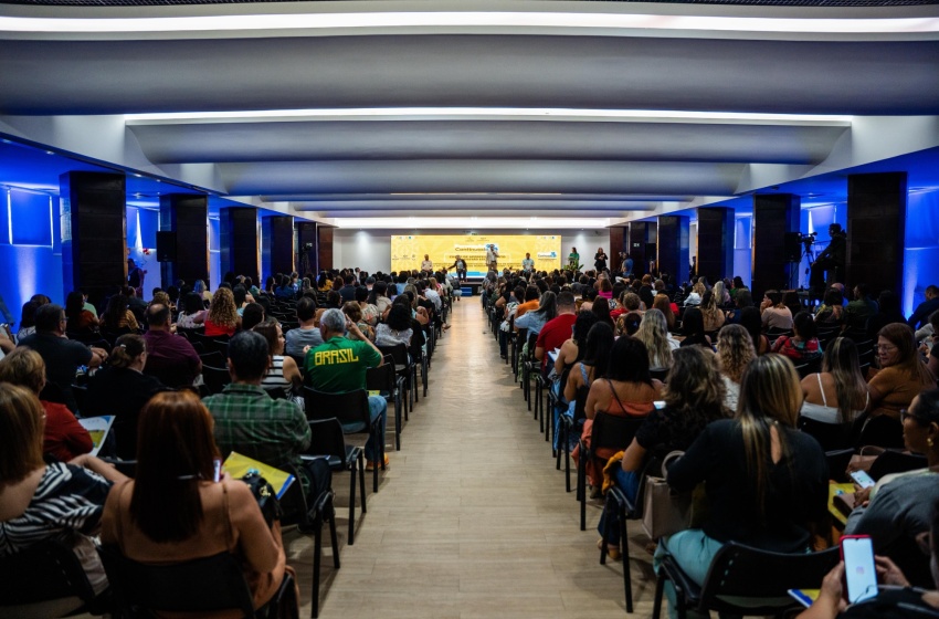 Início do curso de gestão escolar da Semed é marcado por aula inaugural repleta de experiências
