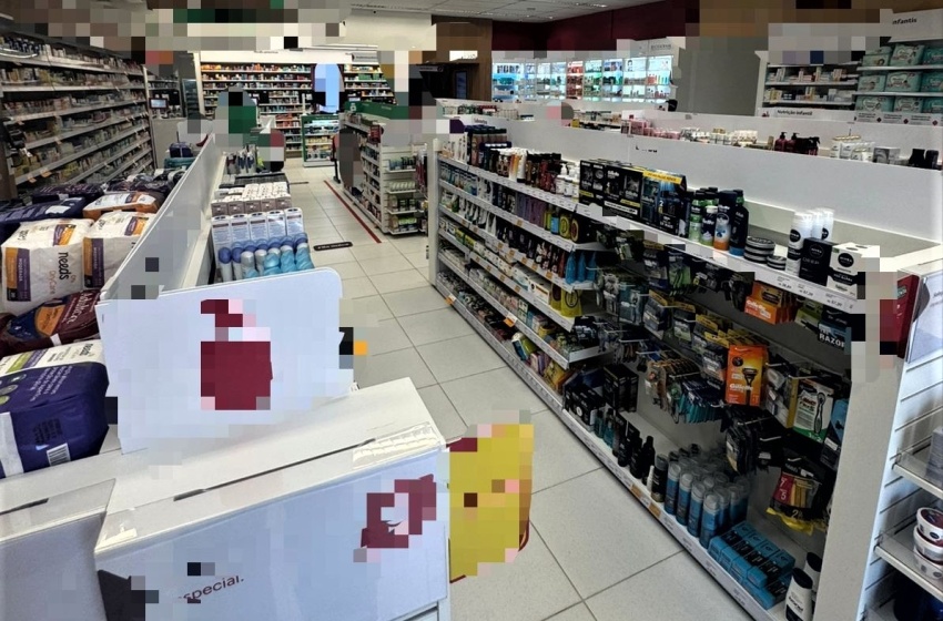 Vigilância Sanitária interdita farmácia na Serraria