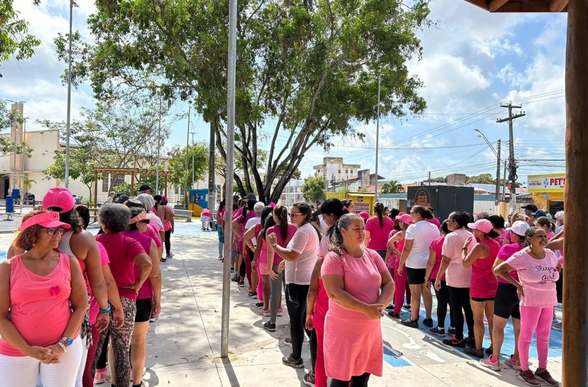Núcleos de Atividades Físicas promovem aulão em alusão ao Outubro Rosa
