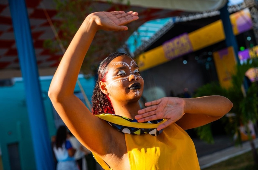 Evento da Semed movimenta a tarde de sexta-feira com palestras, cultura e práticas pedagógicas