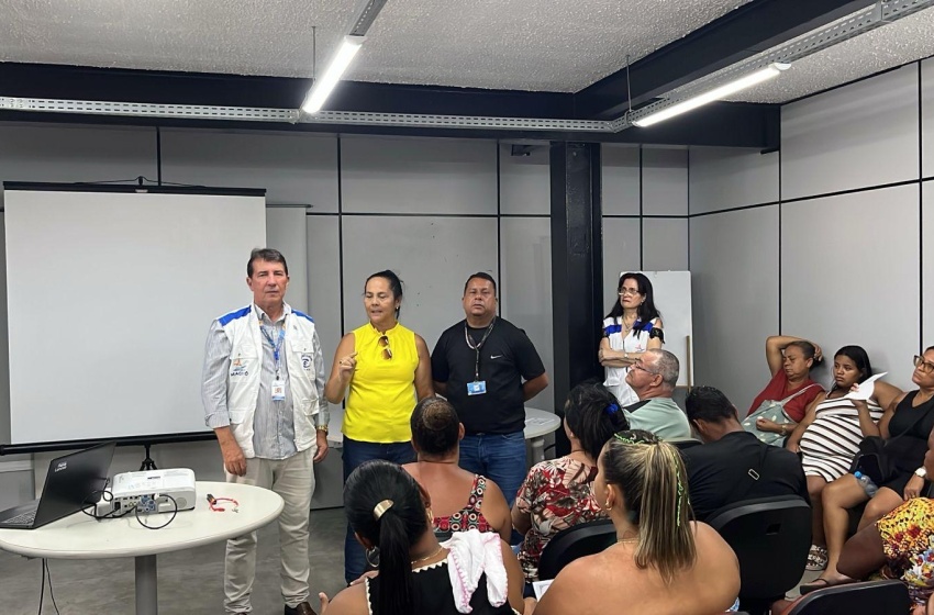 Vigilância Sanitária capacita comerciantes de pescados de Maceió