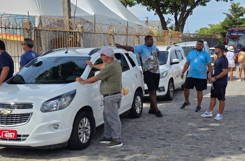 Chegada de cruzeiros impulsiona renda de taxistas em Maceió