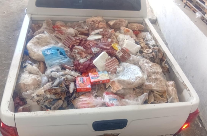 Vigilância Sanitária apreende 1.300kg de produtos impróprios para o consumo em supermercado