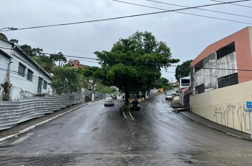 Ladeira José Cardoso é reaberta após conclusão de medidas preventivas